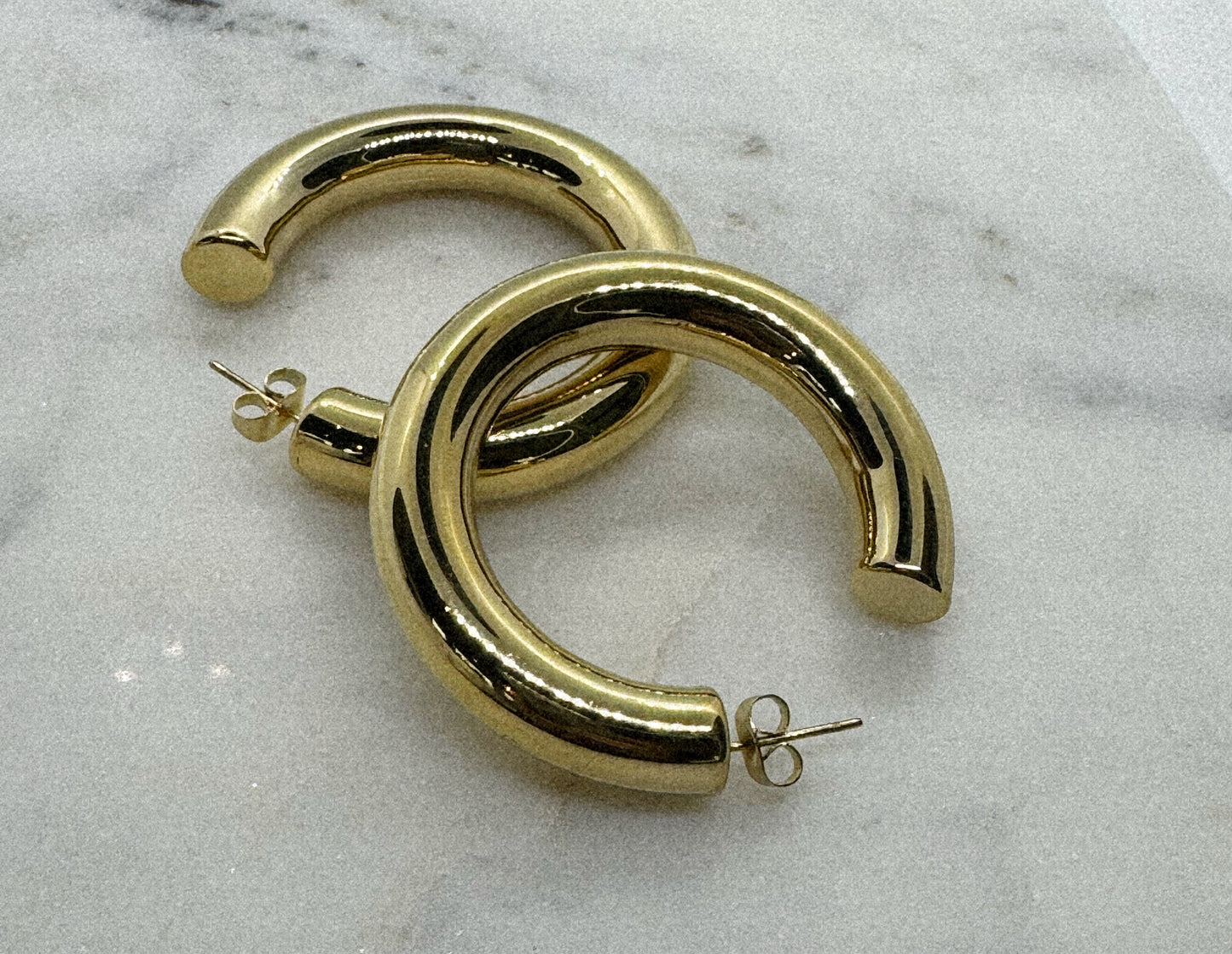 Medium Hoops