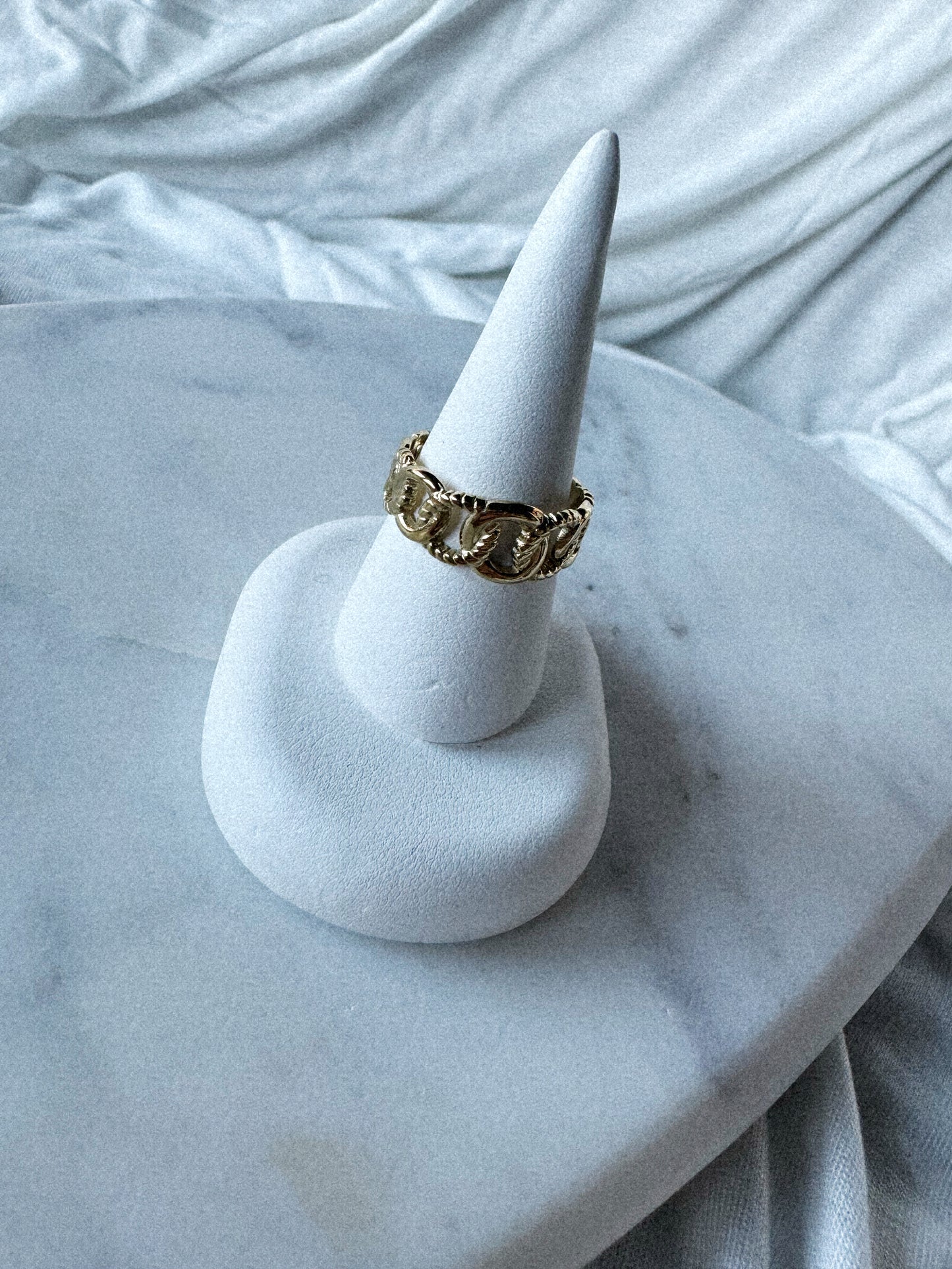 Ring chic